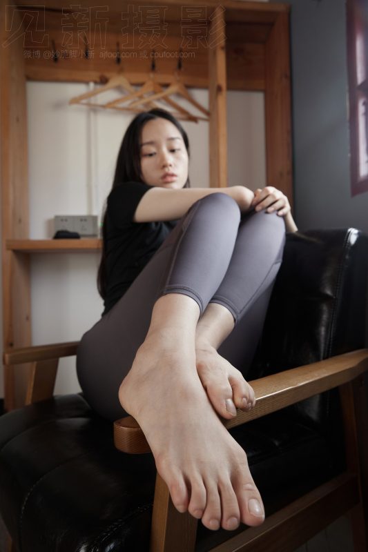 见新摄影 059 艺考舞者瑜伽裤白棉袜 [383P/1V/2.59G]-无料摄影圈