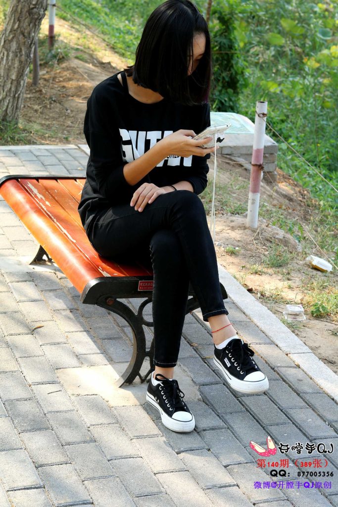 开膛手杰克 140期 帆布鞋白棉船袜脚 [389P/1V/1.39G]插图2