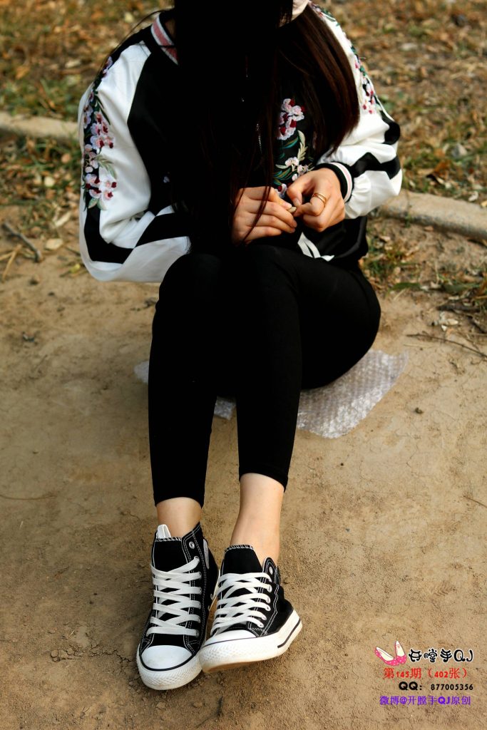 开膛手杰克 145期 高帮帆布鞋黑色船袜脚 [402P/1V/1.24G]插图3