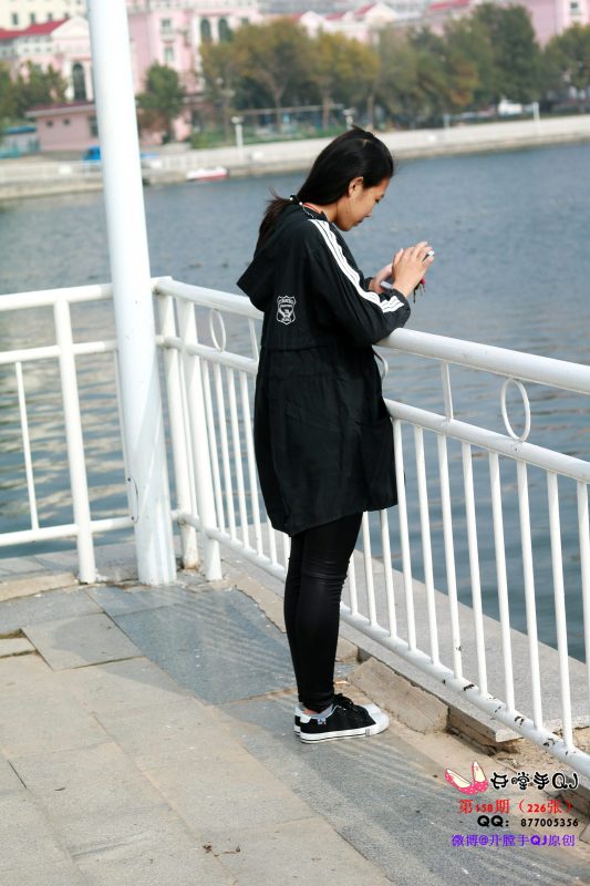 开膛手杰克 158期 小黑裤帆布鞋棉袜 [266P/1V/933M]-无料摄影圈