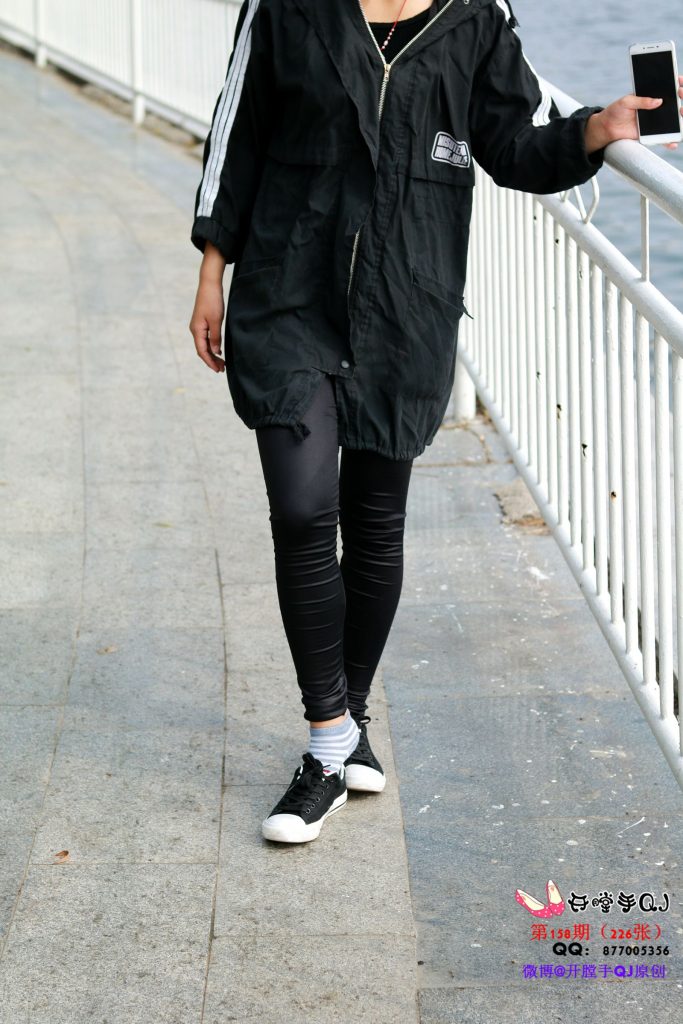 开膛手杰克 158期 小黑裤帆布鞋棉袜 [266P/1V/933M]插图2