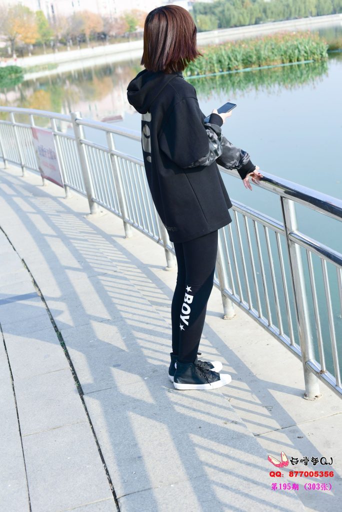 开膛手195期舞蹈生帆布鞋白棉袜 [303P/1V/1.71G]插图1