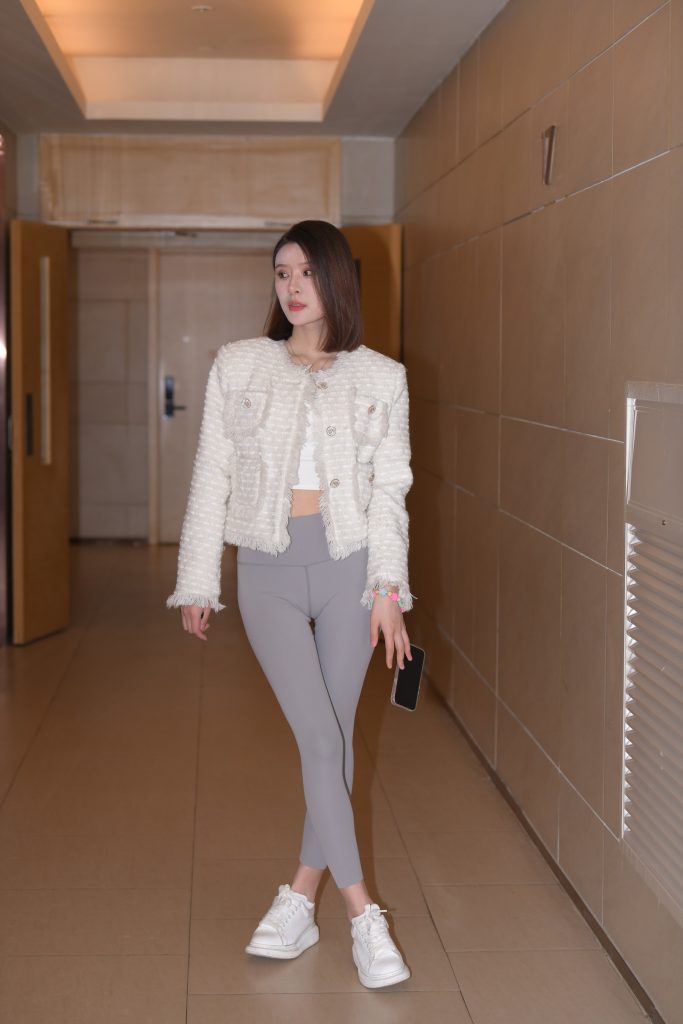 魔镜街拍 五部摄影作品 [3695P/7V/122G]插图4