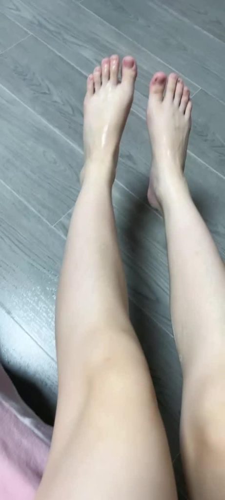 脚模面试脸足同框套路系列-110 纹身MM [21P/14V/276M]插图2