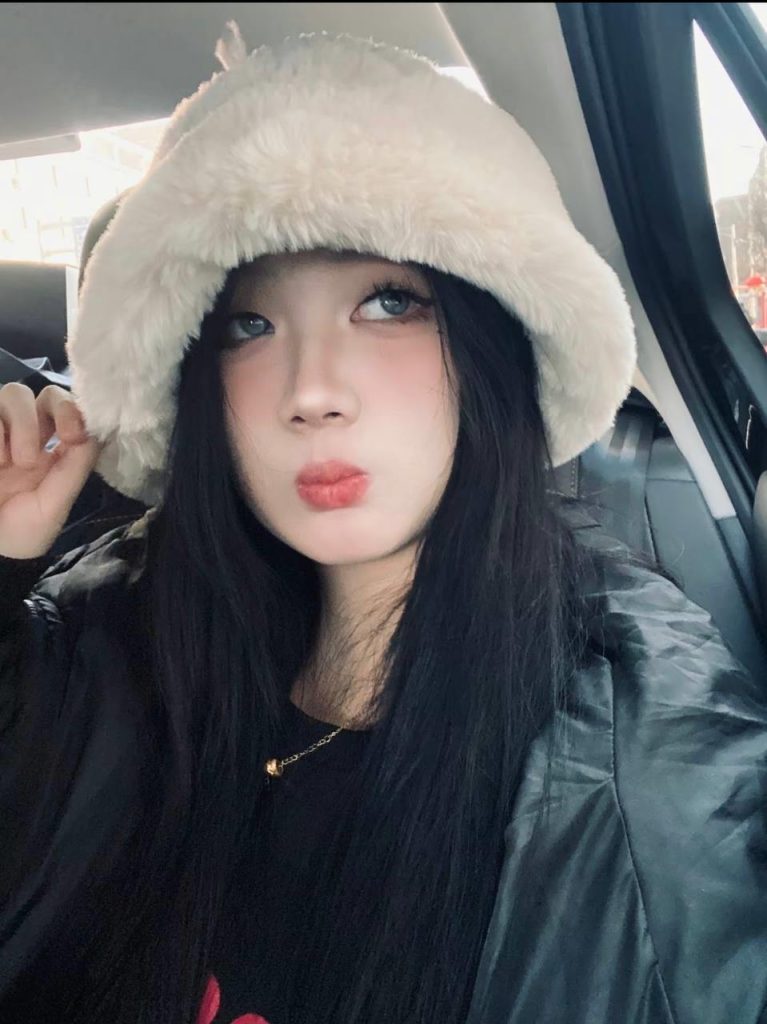 脚模面试脸足同框套路系列-112 照片和素颜差距较大[80P/13V/166M]插图2