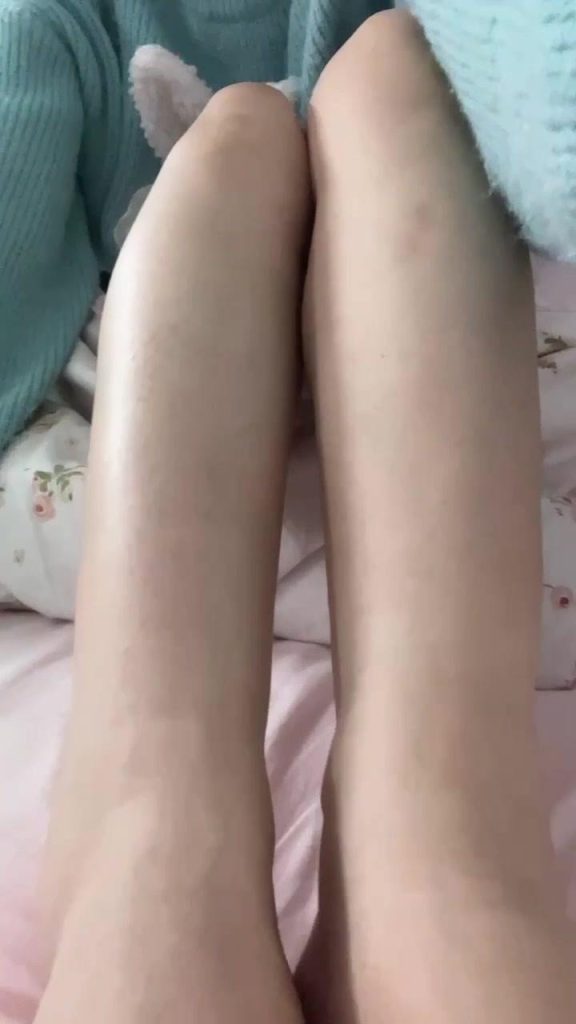 脚模面试脸足同框套路系列-113 只拍一个就警惕[80P/4V/28M]插图1