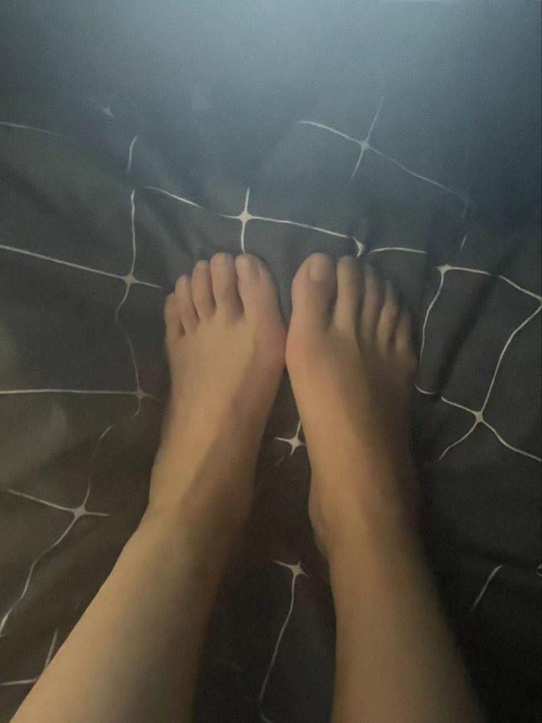 脚模面试脸足同框套路系列-122 艺术院校校花[5P/2V/8M]插图3