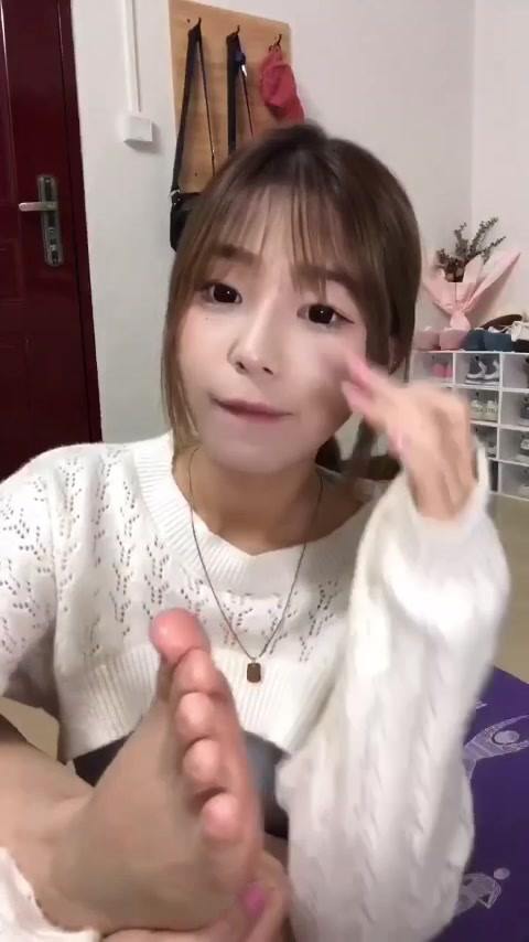 脚模面试脸足同框套路系列-132 [20P/1V/24M]插图3