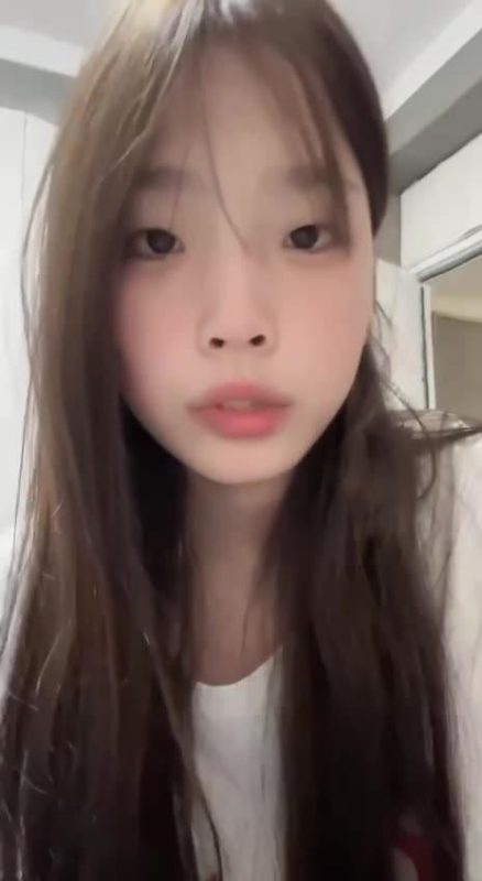 脚模面试脸足同框套路系列-135 [21P/3V/24M]-无料摄影圈