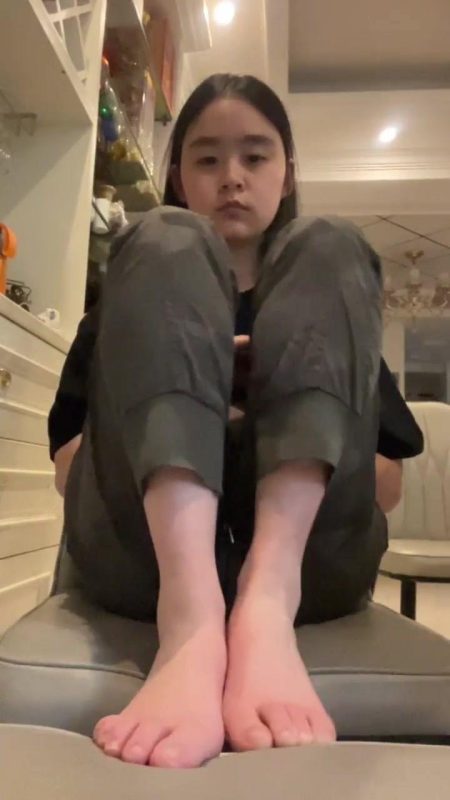 脚模面试脸足同框套路系列-140 [20P/2V/46M]-无料摄影圈