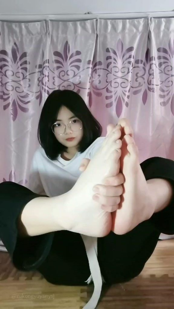 脚模面试脸足同框套路系列-145 [30P/3V/63M]插图3