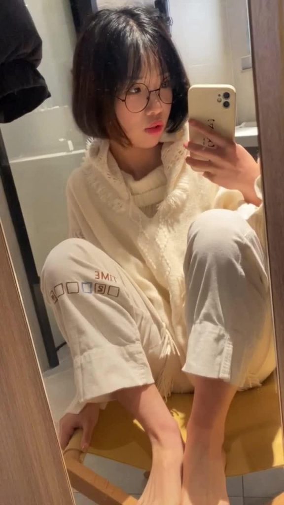 脚模面试脸足同框套路系列-146 [30P/3V/65M]插图1