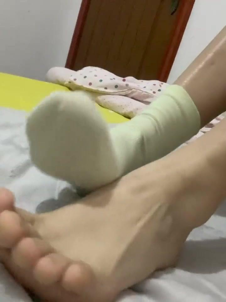 脚模面试脸足同框套路系列-172 [20P/2V/9M]插图3