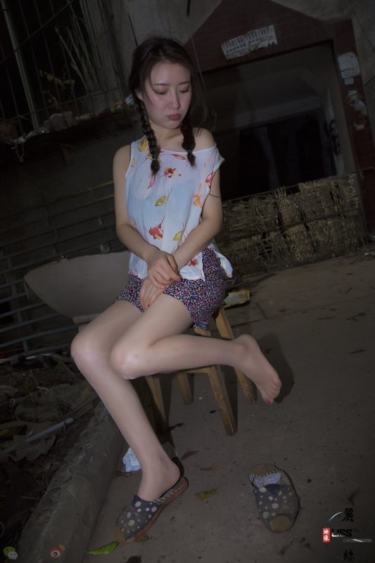 [LISS丽丝映像]NO.014 莎妹《废品垃圾站老王的女儿》[80P/1.25G]-无料摄影圈