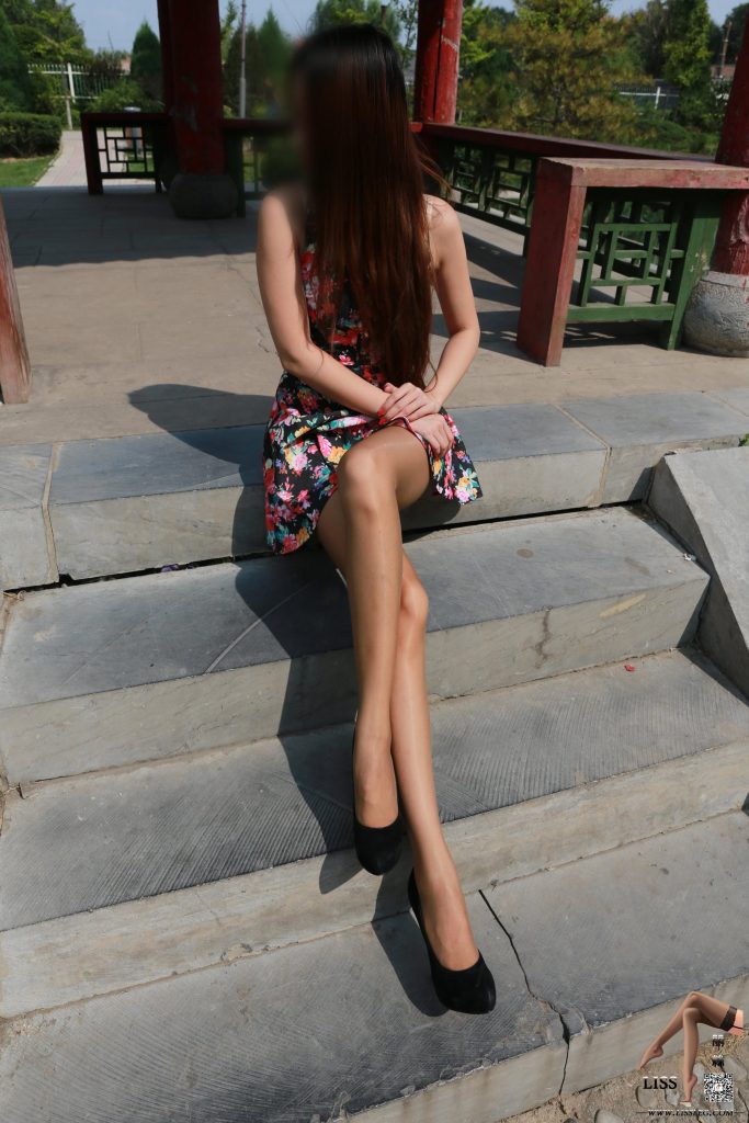 [LISS丽丝映像]NO.019 慕容旭《丝腿女神驾到》[71P/96MB]插图3