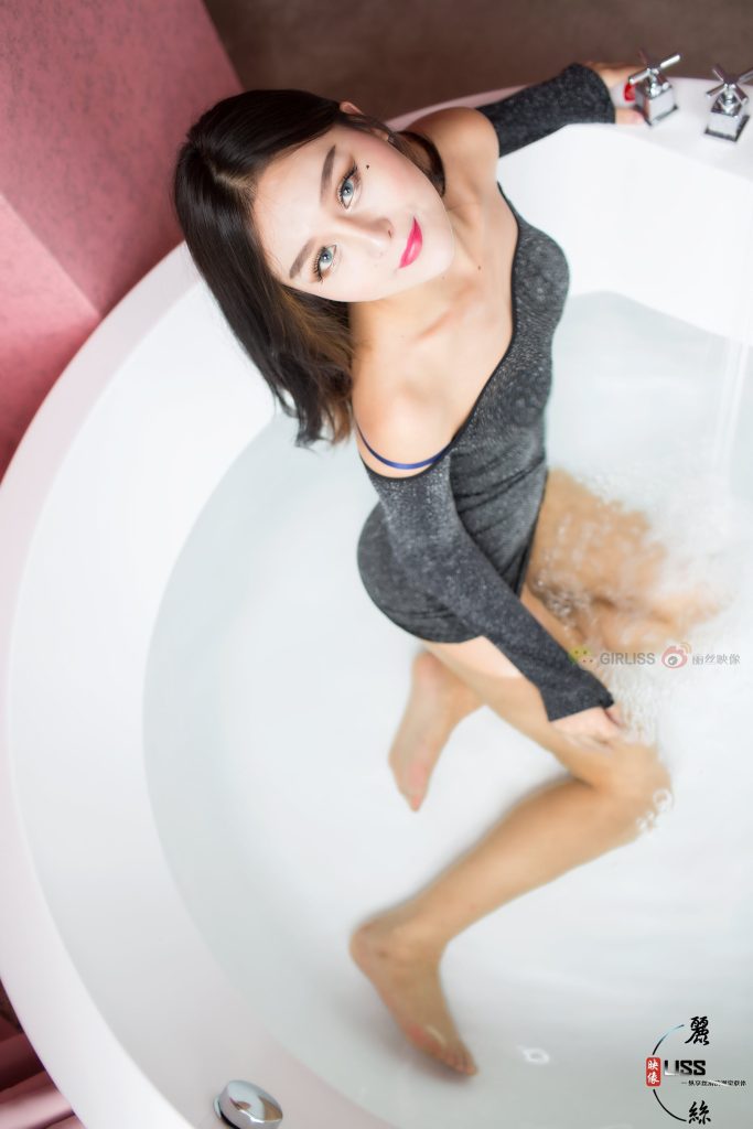 [LISS丽丝映像]NO.081 胸衣[55P/890MB]插图2