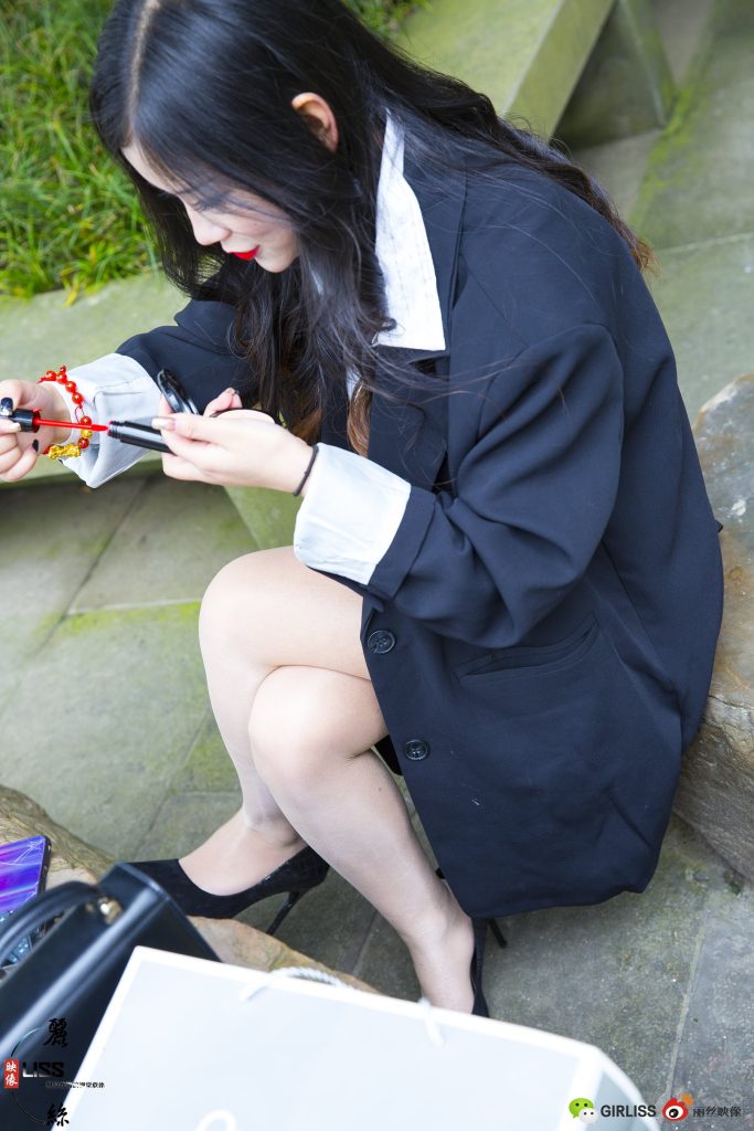 [LISS丽丝映像]NO.099 OL肉丝 [35P/655MB]插图2