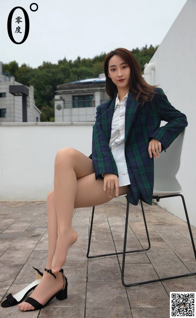 [零度摄影] VOL.22 喵喵 户外大秀[54P/157MB]插图1