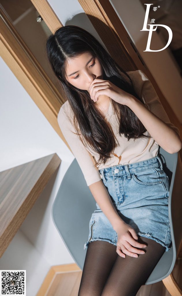 [零度摄影] VOL.47 黑丝领导者 黛欣 [56P/152MB]插图3