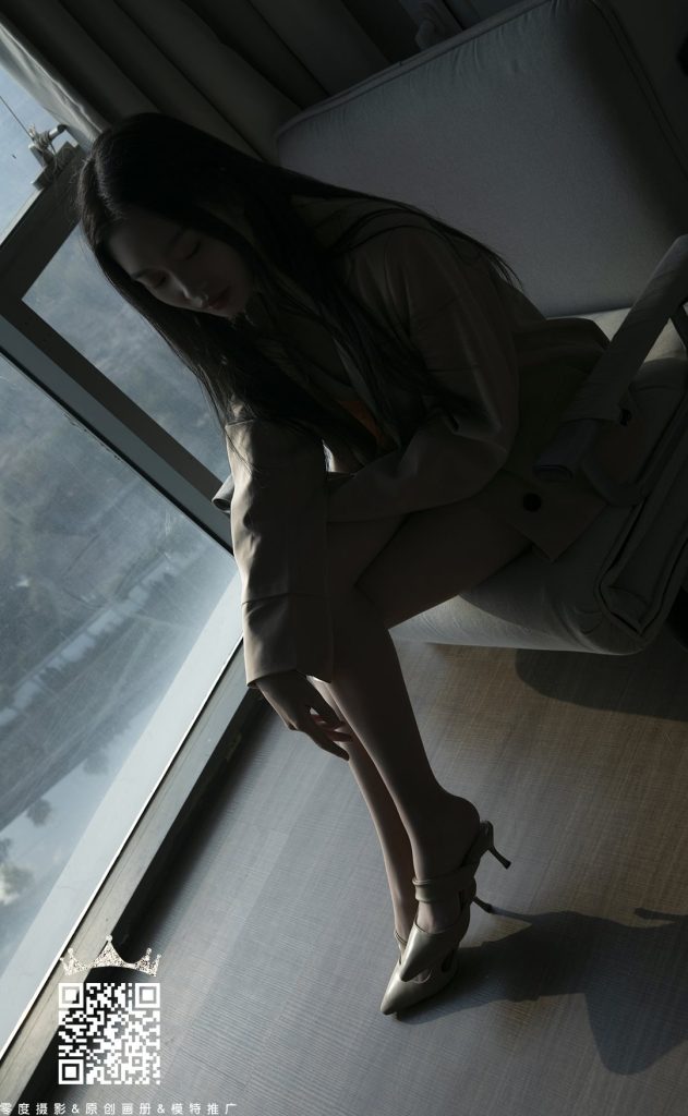 [零度摄影] VOL.092 学生兼职 小雨 [37P/31MB]插图2