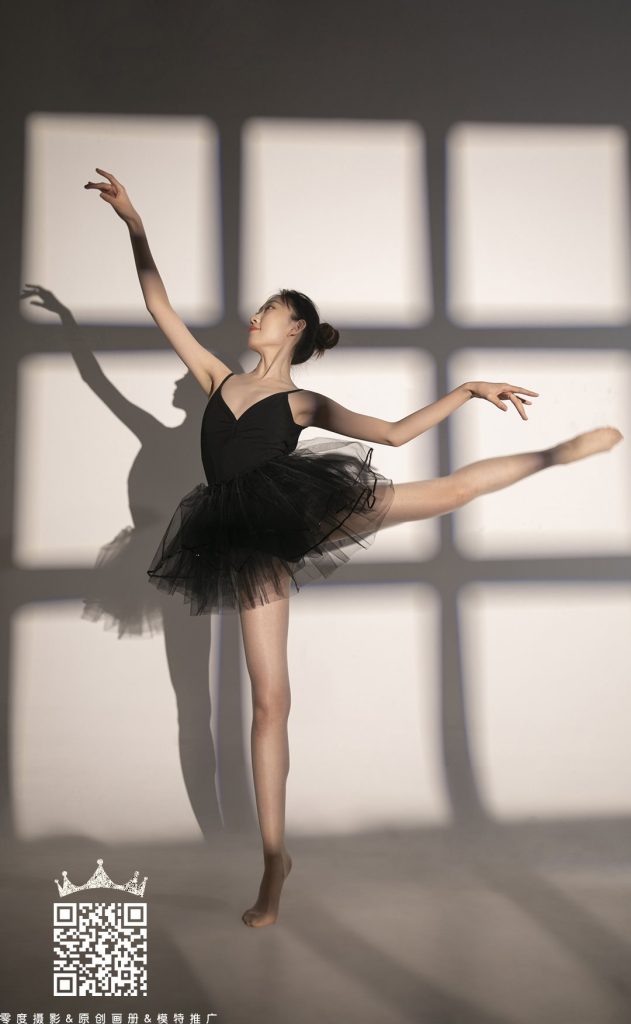 [零度摄影] NO.099 职业模特 杨光好 [40P/25MB]插图2