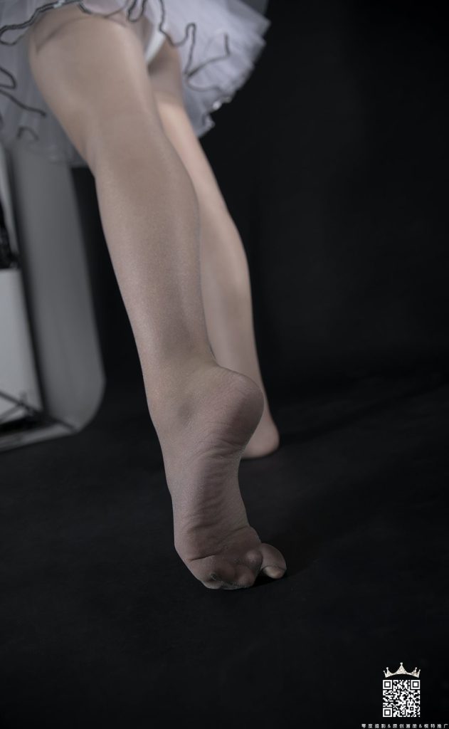 [零度摄影] NO.103 职业模特 皮皮 [43P/27M]插图1