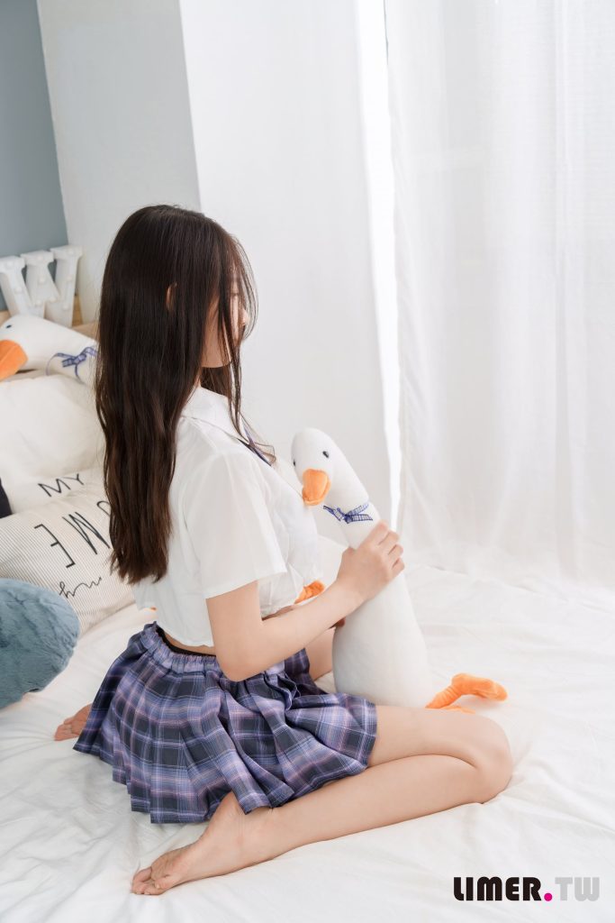 Limerence原创 NO.033 EJ生日特辑脚脚蛋糕足盒[125P/1V/2.54GB]插图3