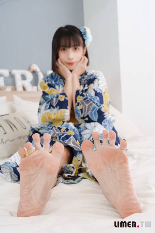 Limerence原创 NO.042 日本妹子子 超敏感脚脚初次被TK[160P/1V/4.86GB]-无料摄影圈