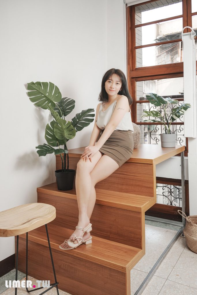 Limerence原创 NO.046 素人Una 凉鞋抹润滑膏[161P/1V/3.69GB]插图1