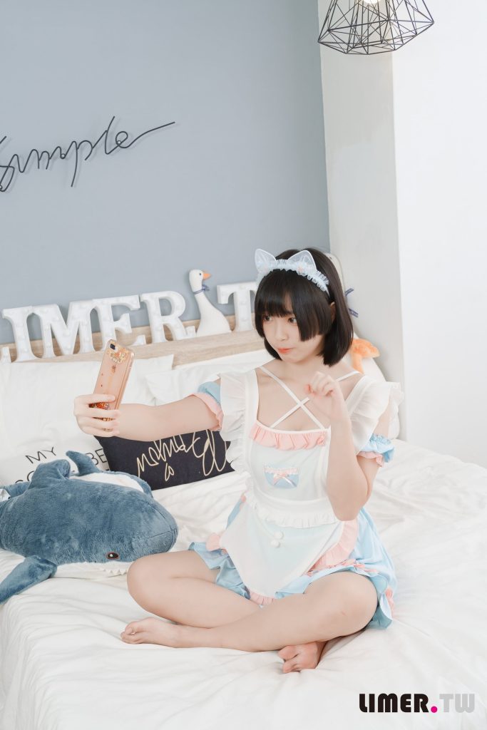 Limerence原创 NO.055 之之 女仆装扮柔嫩欧派与裸足 请主人享用[170P/1V/4.01GB]插图1