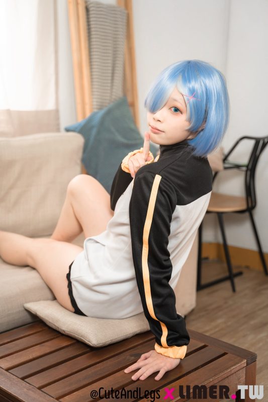 Limerence原创 NO.099 之之雷姆穿着你的外套出现啦~里面到底有没有穿[114P/1V/1.46GB]-无料摄影圈