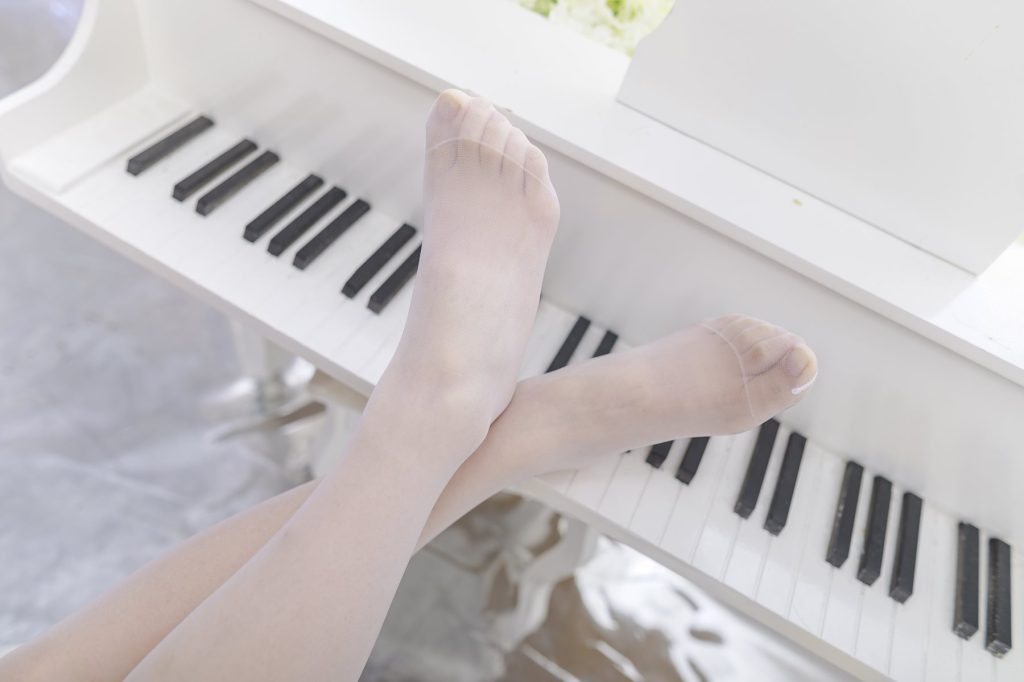 大米米球 NO.006 – 白[35P/1V/173MB]插图1