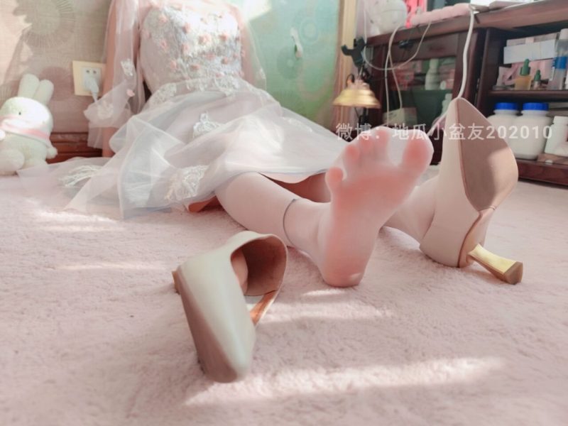 011-地瓜小盆友-各样美足展示[2M]-无料摄影圈