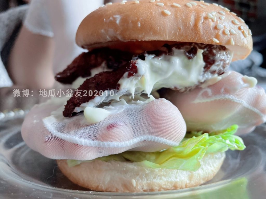 044-地瓜小盆友-地瓜牌白丝嫩足汉堡【图包+视频】[998M]插图2