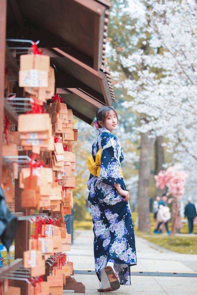 冬马路纱 NO.008 – 樱园浴衣[9P/133MB]插图2