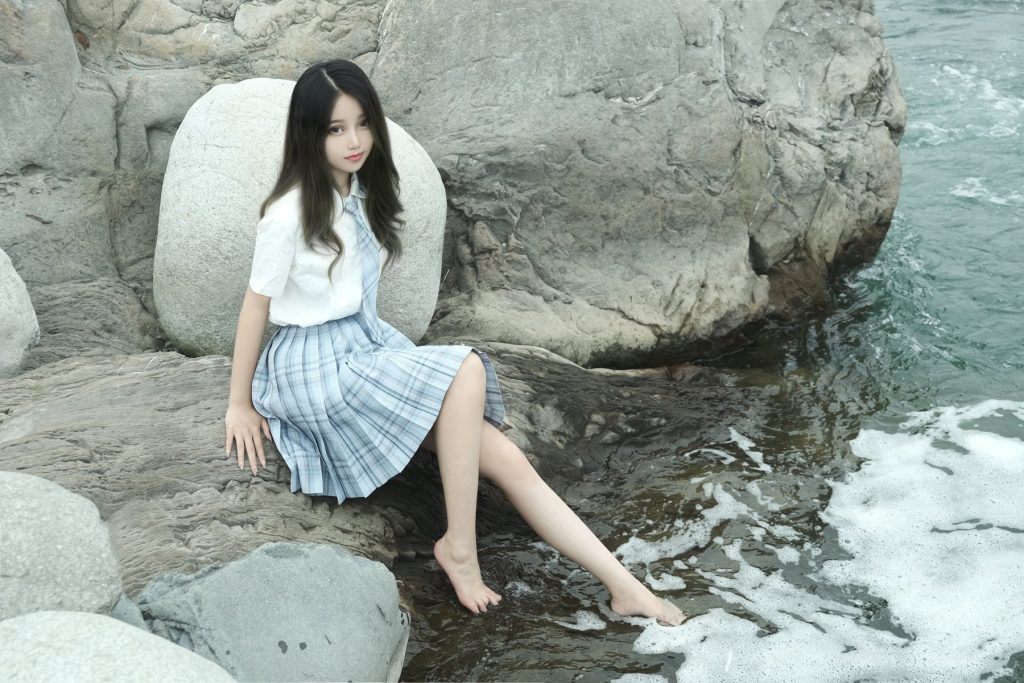 eloise软软 NO.014 – 河边JK[32P/238MB]插图1