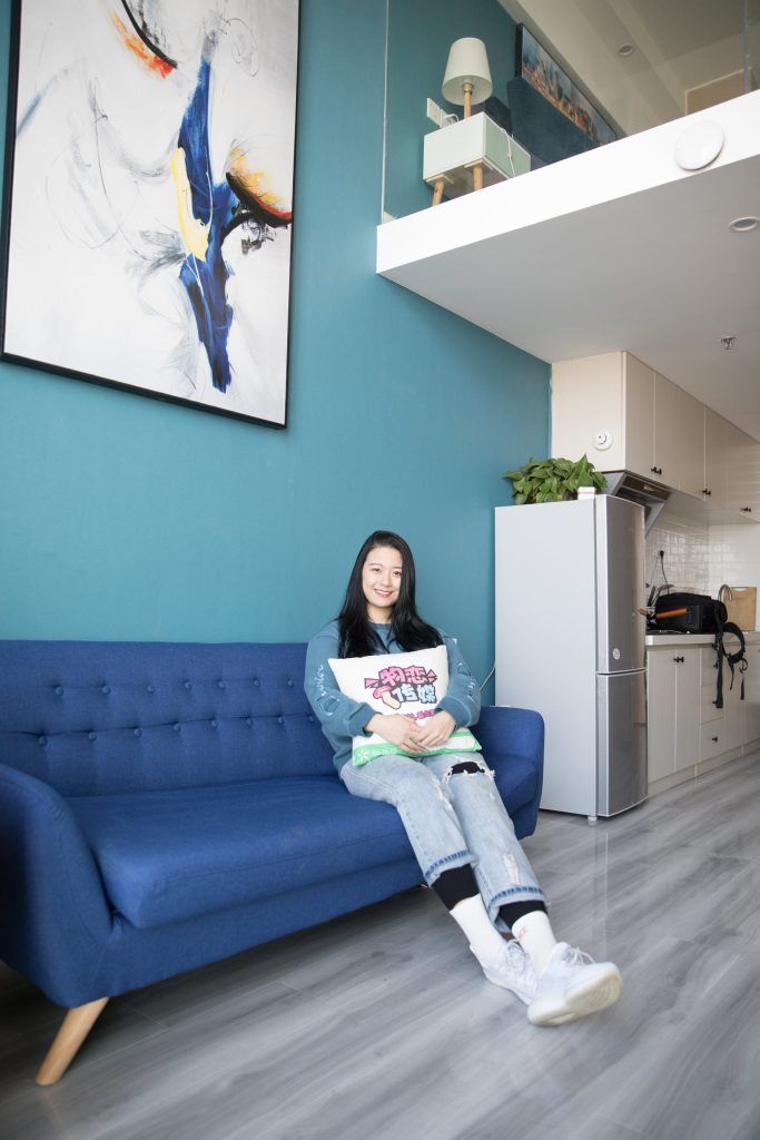 物恋传媒 No.113 铛铛-可爱的披肩发娃娃脸女生 [150P/1V/3.15GB]插图1