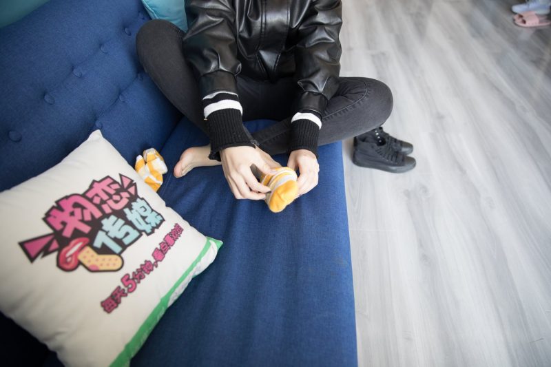 物恋传媒 No.114 豆豆-酷酷的女生隐藏的羞涩 [156P/1V/2.90GB]-无料摄影圈