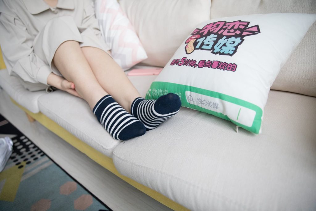 物恋传媒 No.117 蕾-送你一朵小小de太阳 [169P/1V/3.08GB]插图1