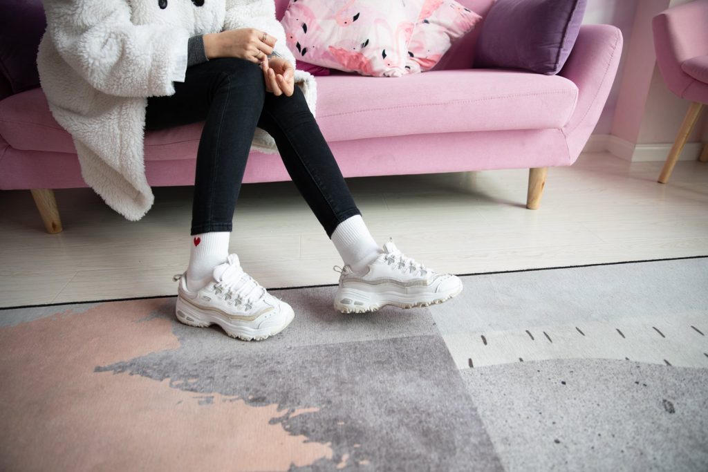 物恋传媒 No.125 落落-实力演绎东北妹子的冬天 [218P/2V/1.96GB]插图2