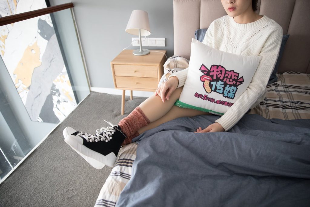 物恋传媒 No.143 如夕-甜美笑容he甜美堆堆袜 [136P/1V/2.78G]插图2