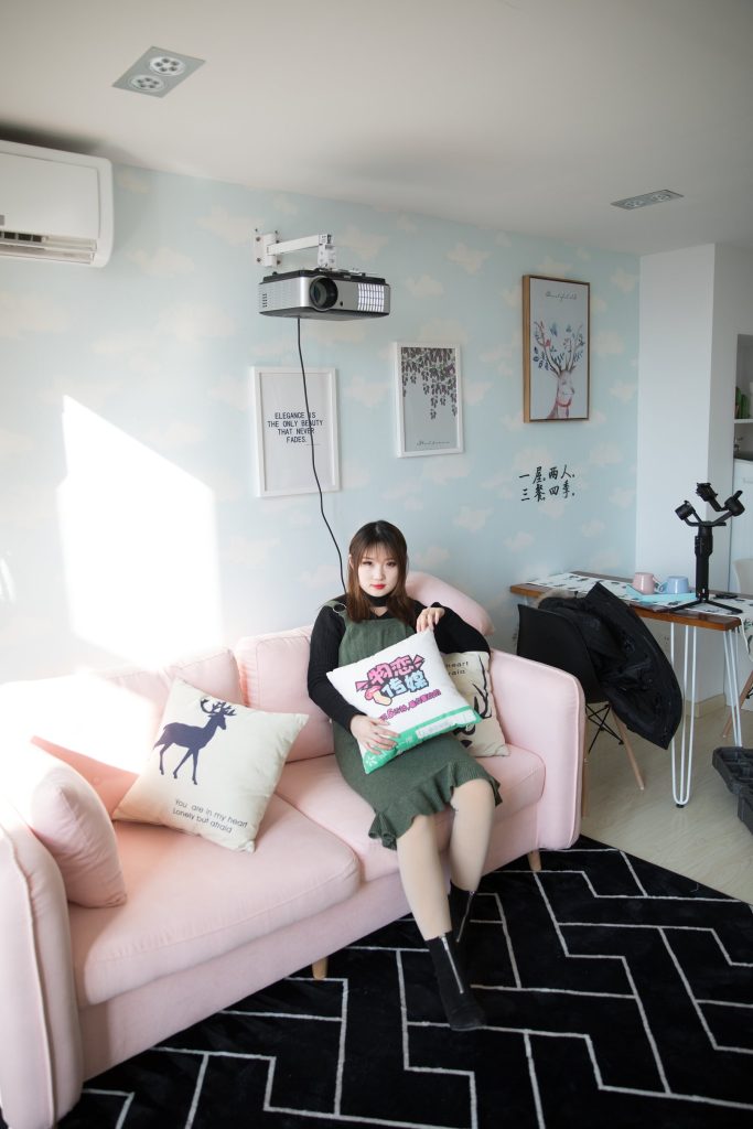 物恋传媒 No.144 拓拓-五一快乐哦 [139P/1V/2.23G]插图1