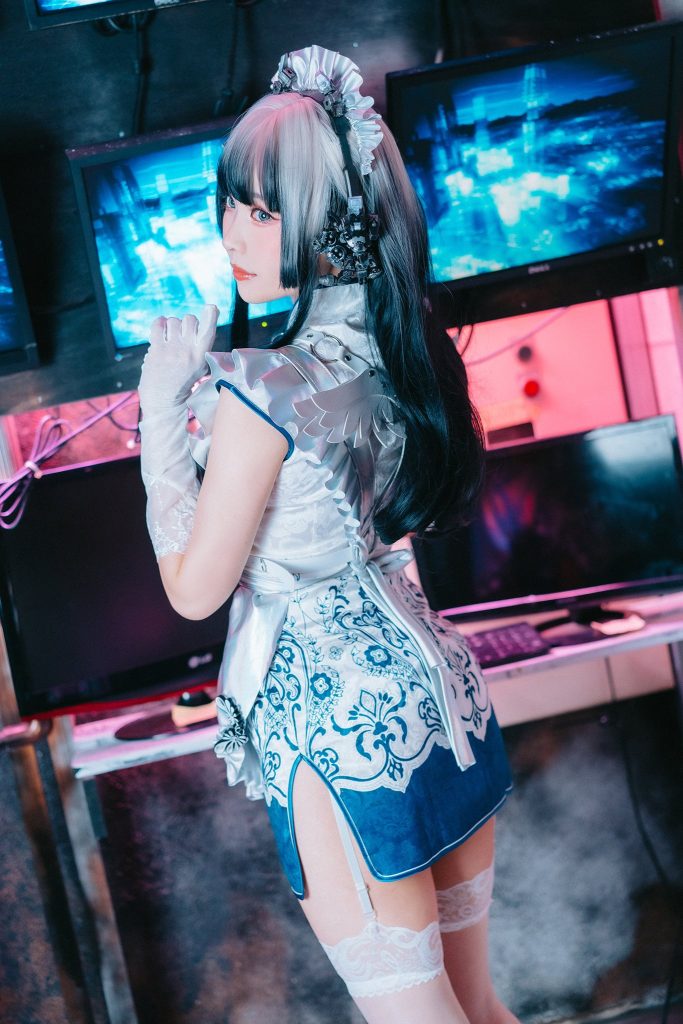 Ely_eee(ElyEE子) NO.115 – 賽博女僕 青輝石[28P/60MB]插图3