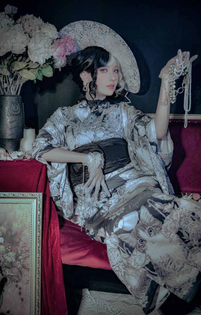 Ely_eee(ElyEE子) NO.127 – Halloween Witch[8P/2V/50MB]插图2