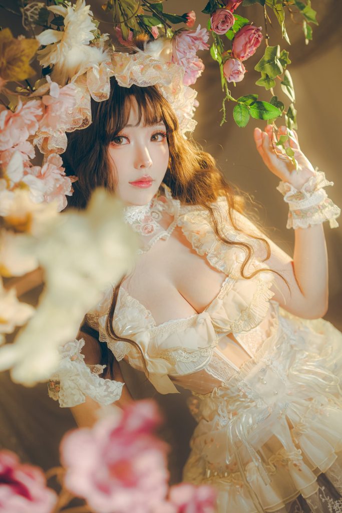 Ely_eee(ElyEE子) NO.142 – Red panda~Lingerie 小熊貓古典蕾絲[25P/58MB]-无料摄影圈