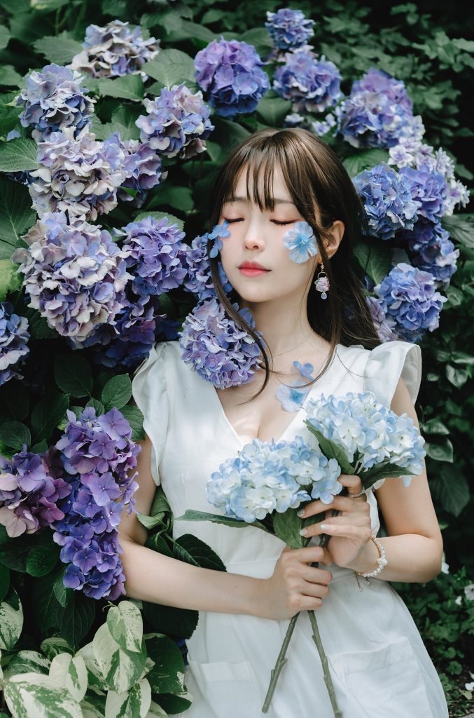 Ely_eee(ElyEE子) NO.149 – Rainy Season 雨季繡球花[31P/2V/85MB]插图3