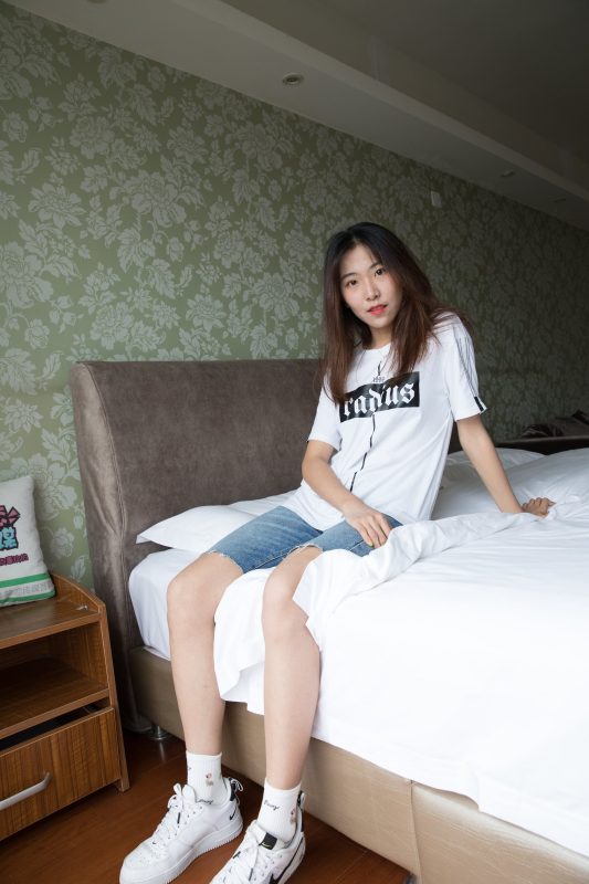 物恋传媒 No.188 elise-你给的爱，过去就不再来 [220P/1V/5.9G]-无料摄影圈