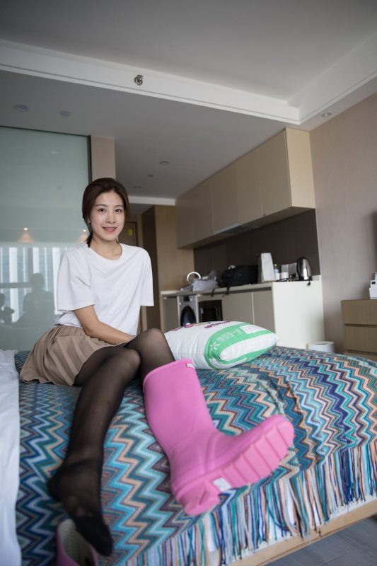 物恋传媒 No.194 柠檬-实力演绎雨靴穿搭 [152P/1V/4.95G]-无料摄影圈