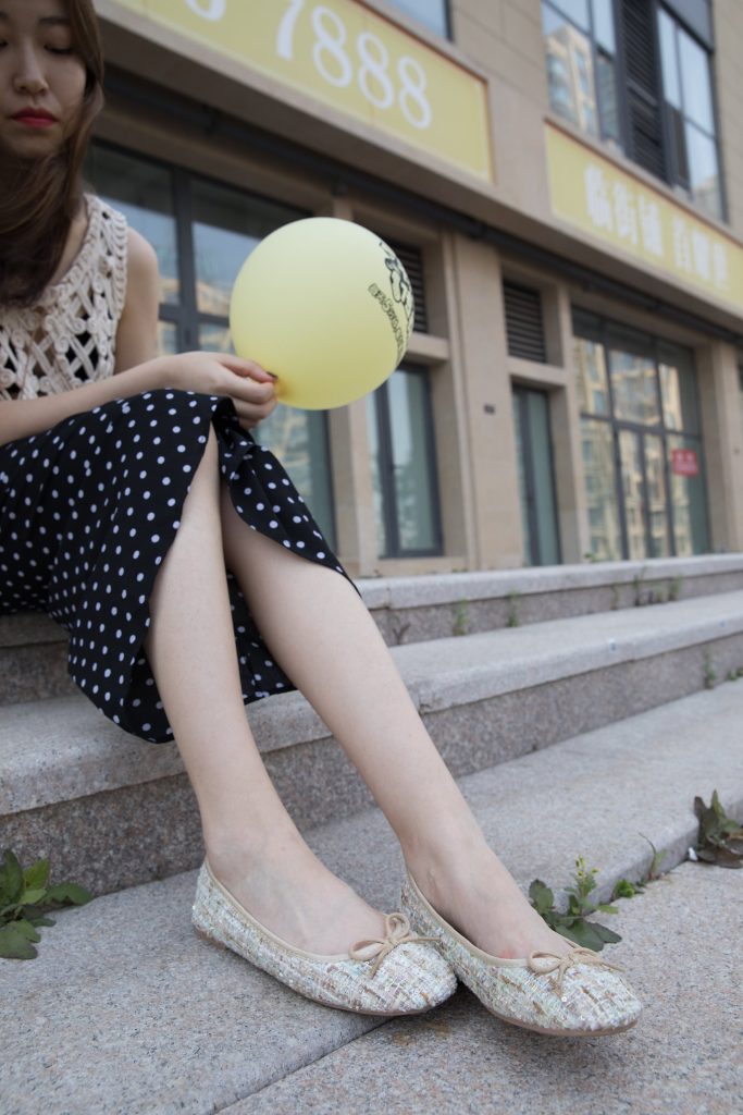 物恋传媒 No.215 佳琪-气球里的浪漫 [185P/1V/6.33G]插图2