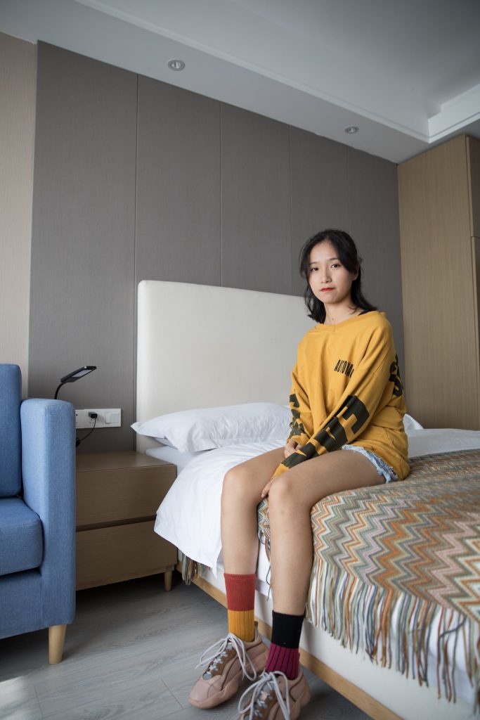 物恋传媒 No.227 小昭-糖果轻嬉皮 五指袜 [208P/2V/4.87G]插图1